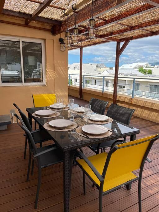 Rare ! Spacieux T3 En Roof-Top Au Barachois - 2 Ch Climatisees - 6 Couchages - Proche Aeroport 생드니 외부 사진