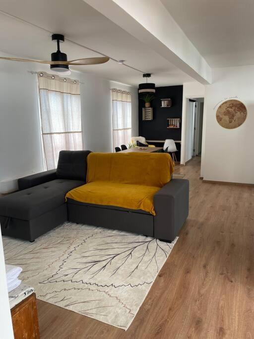Rare ! Spacieux T3 En Roof-Top Au Barachois - 2 Ch Climatisees - 6 Couchages - Proche Aeroport 생드니 외부 사진