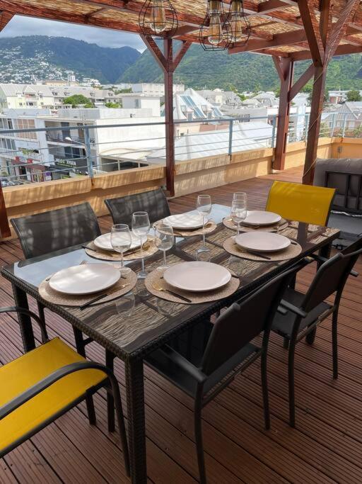 Rare ! Spacieux T3 En Roof-Top Au Barachois - 2 Ch Climatisees - 6 Couchages - Proche Aeroport 생드니 외부 사진